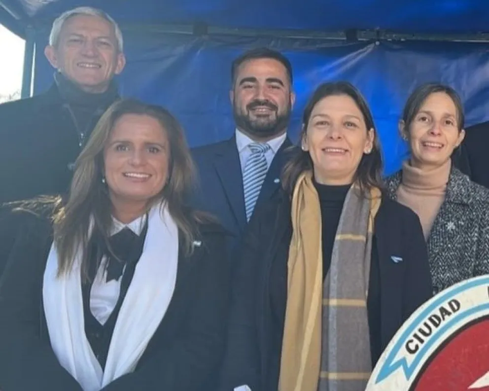 Lastiri y Wensel en el acto del 25 de Mayo de 2024, antes de que estallara el conflicto. Foto: IG HCD La Paz