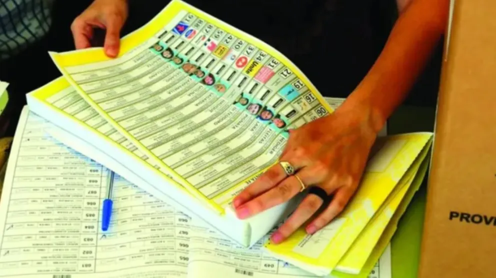 En Santa Fe se vota con boleta única de papel desde el 2011