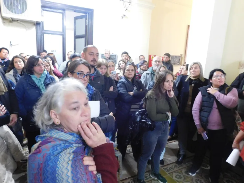 Entre Ríos: trabajadores estatales se manifiestan por condiciones laborales