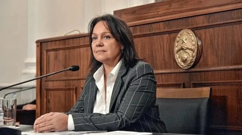 md