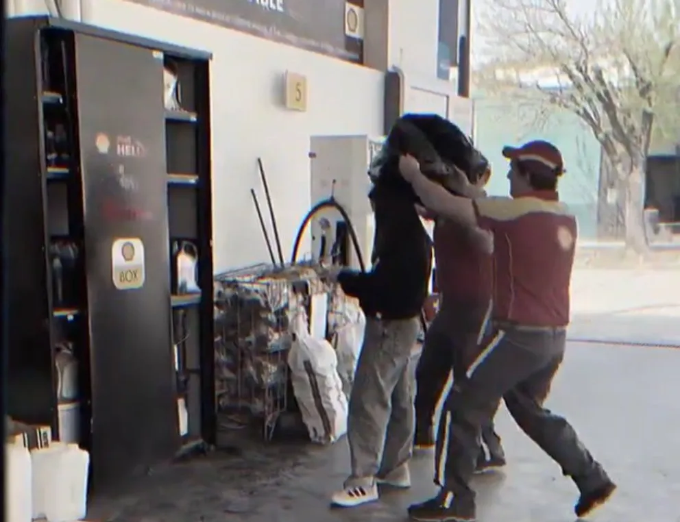 Captura del video de la estación de servicio 