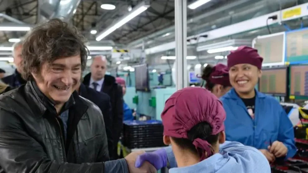 Javier Milei visitó la planta Newsan, Ushuaia, Tierra del Fuego.
X | La Libertad Avanza
