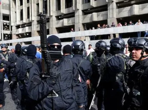 Denuncian la detención de siete periodistas venezolanos en Caracas