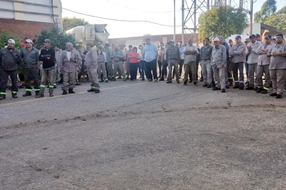 Trabajadores municipales de Concordia inician la semana con asambleas contra las cesantías en el Municipio