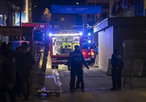 Evacuaron el Foro Económico de Davos por incendio en los alrededores