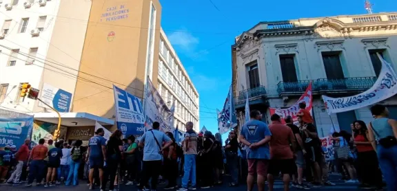 Gremios y organizaciones cuestionaron la reforma laboral y llamaron a profundizar la unidad