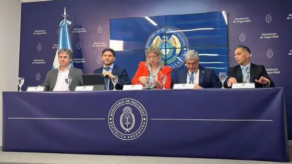 "No fue un brote psicótico ni sufrió bullying", dijo el mandatario santafecino sobre el atacante de San Cristóbal