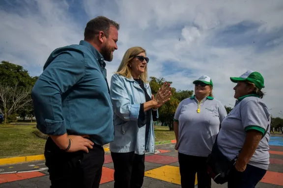 Disponen una guardia municipal para resguardo de la nueva Plaza Borges en Paraná