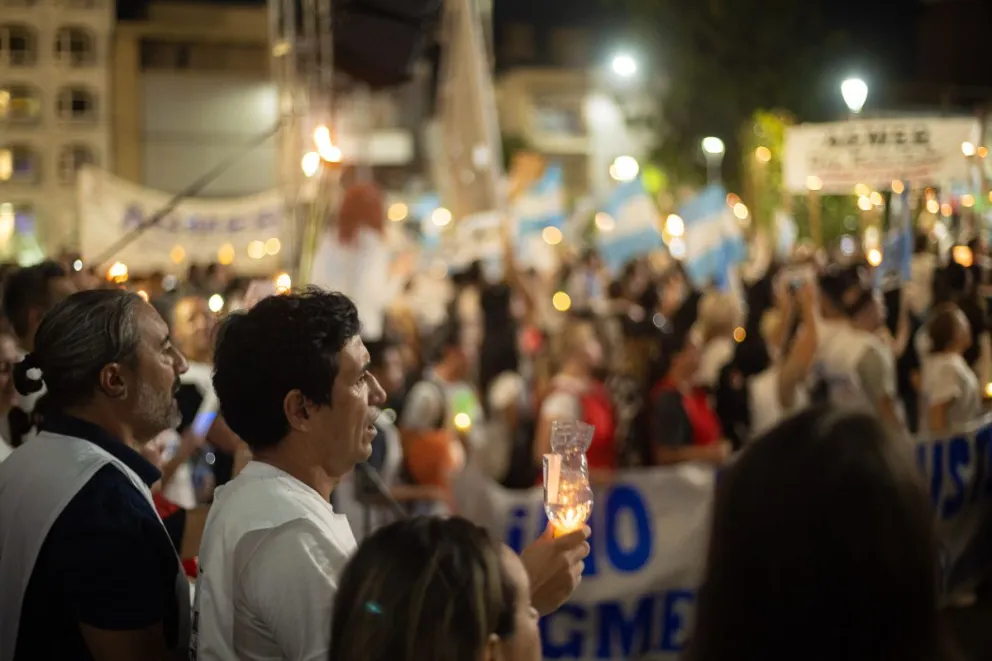 La vigilia tendrá lugar este jueves a las 20 hs frente a la Casa Gris. (Foto Lucha en la Calle)