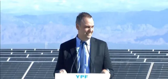 Adorni inauguró en Mendoza un parque fotovoltaico, el primer proyecto realizado bajo el RIGI