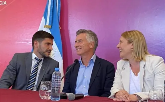 Macri vuelve a Santa Fe: busca una foto con Pullaro para tensar la relación con la Casa Rosada