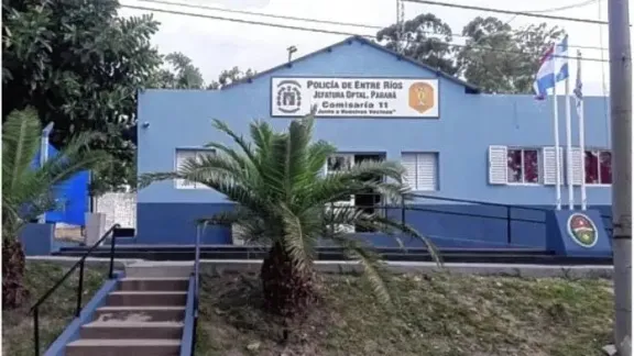 Detuvieron a un adolescente y un hombre por una balacera en barrio Cáritas de Paraná