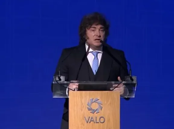 Milei aseguró que la economía resistió dos shocks muy negativos y anticipó que la inflación seguirá bajando
