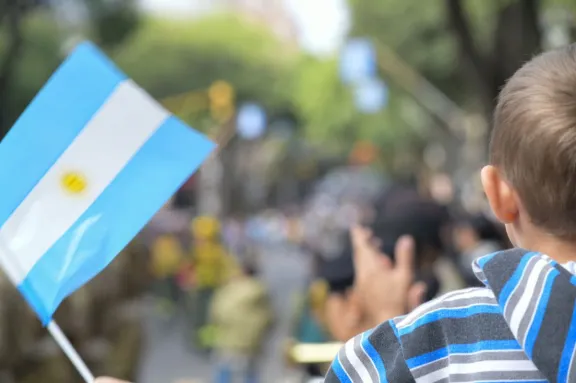 Paraná conmemora con distintas actividades el 216° aniversario de la Revolución de Mayo