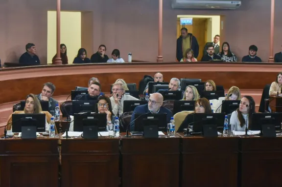 Diputados del PJ reclaman demoras en la implementaci{on del plan invernal y la escasa entrega de frazadas