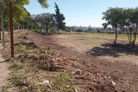 Se realizó la limpieza de un importante predio en zona del ex hipódromo de Paraná
