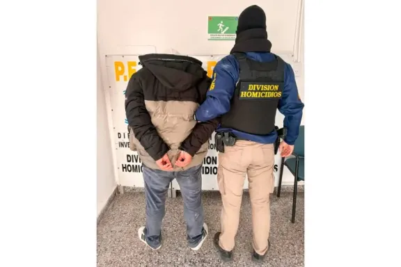 Imputaron por tentativa de homicidio al acusado de balear a un hombre en Parque Gazzano de Paraná
