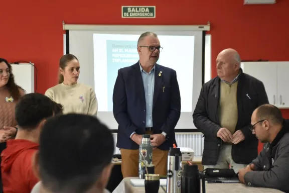 Realizan en Crespo jornadas de capacitación sobre refrigerantes inflamables