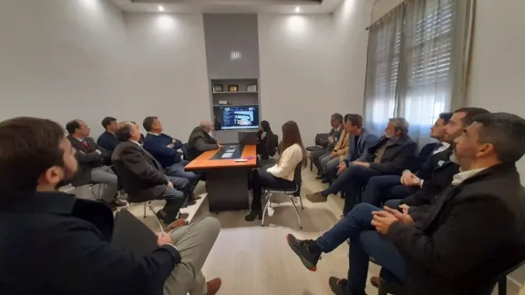 Asamblea caliente: Fracasó el intento de imponer una lista unidad en un instituto del CAER