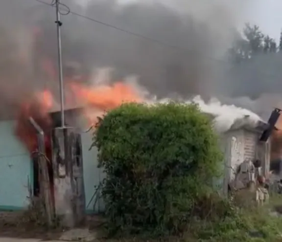 Murió una mujer de 84 años y sus dos nietos están internados tras un incendio en Gualeguay