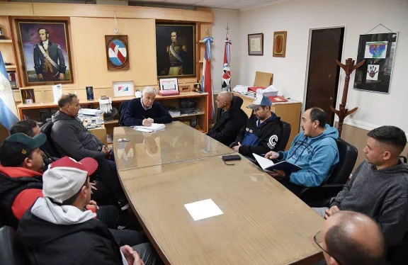 Concepción del Uruguay: Lauritto recibió a trabajadores de Tres Arroyos tras el cierre de la planta