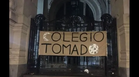 Toman el Nacional Buenos Aires y el Pellegrini en reclamo por el financiamiento universitario