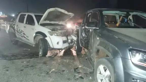 Un hombre resultó herido tras choque entre dos camionetas en el Acceso Norte