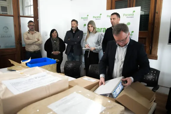 Siete empresas se presentaron para la licitación del nuevo Sistema de Estacionamiento Medido de Paraná