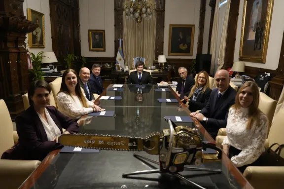Argentina impulsa una agenda de inversión en investigación clínica por 8.000 millones de dólares