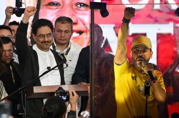 Elecciones en Colombia: De la Espriella y Cepeda disputarán el balotaje