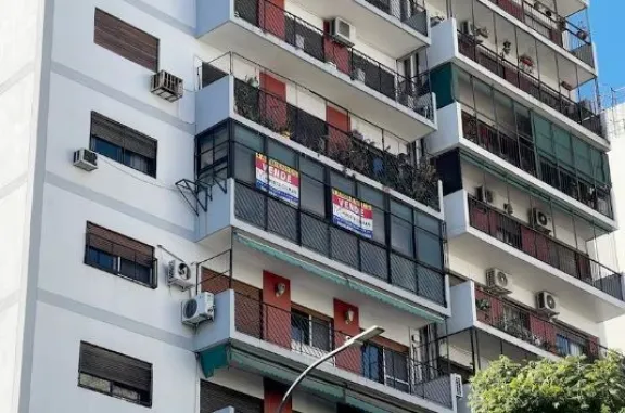 Desregulación inmobiliaria: llega junio y Sturzenegger acelera el proyecto y crece tensión con los colegios