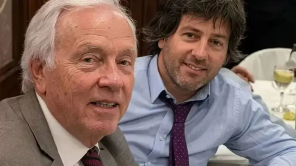 El juez Carlos Mahiques con su hijo Juan Bautista, actual ministro de Justicia.