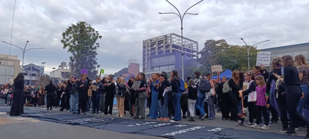 Marcha "Ni Una Menos". Foto de APFDigital.