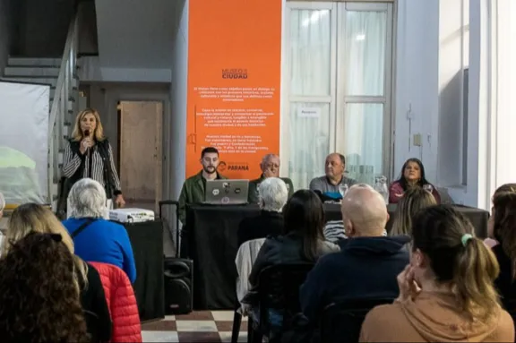 Se realizó el tercer encuentro de ciclo Pensar Paraná 2026