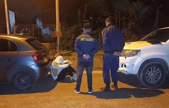San Benito: cayeron dos hombres que utilizaban las redes sociales para la compra y venta de armas de fuego