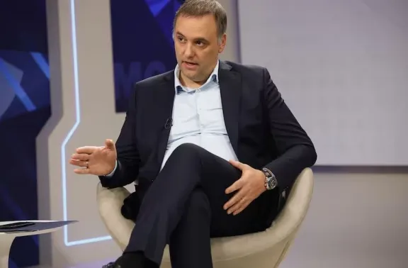 Adorni admitió haber ocultado USD 500.000 en sus declaraciones juradas: "Ahorramos en negro
