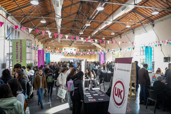 Feria de carreras, oficios y emprendedurismo: convocan a una nueva edición de Construir Futuro en Paraná
