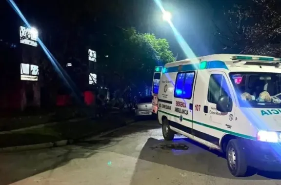 Rescataron a una mujer desvanecida tras el incendio de una vivienda en Gualeguay