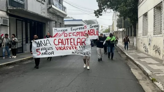 Transportistas denuncian un "limbo" laboral tras el traspaso del servicio urbano