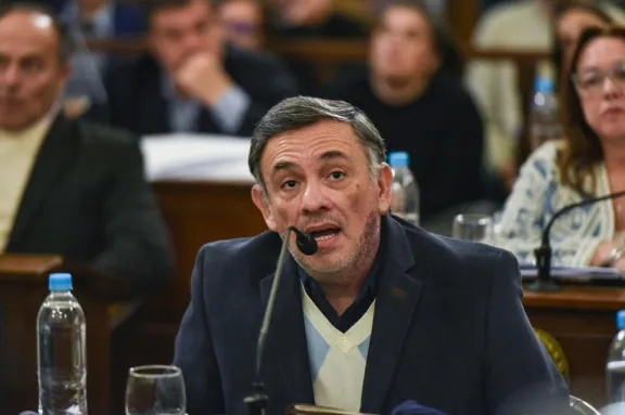 Senador de Concepción del Uruguay presentó dos propuestas para fortalecer la red pública de salud mental en el Departamento
