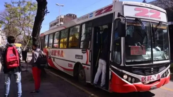 La Provincia garantiza el transporte a la Escuela Almafuerte con colectivos