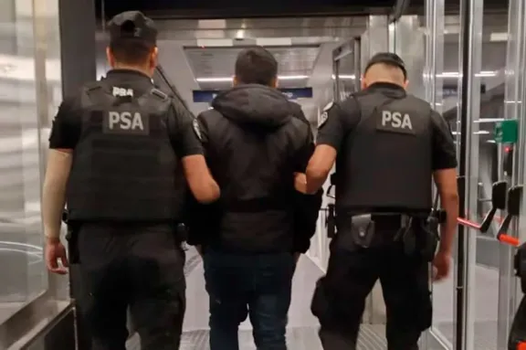El Gobierno de Javier Milei creó un programa de seguridad nacional para reforzar el control migratorio