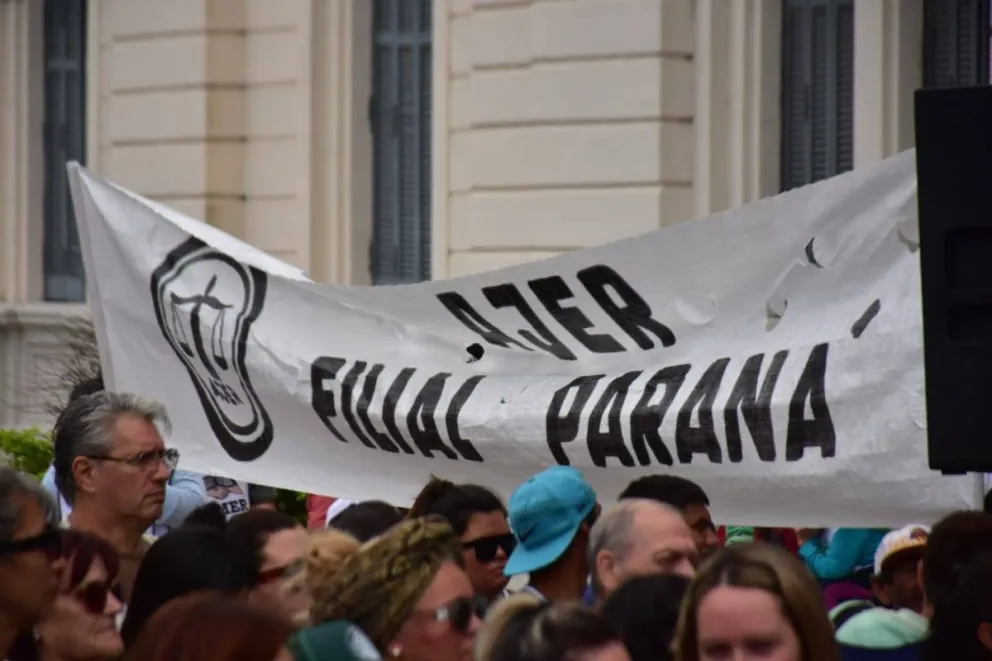 AJER se suma a las protestas
