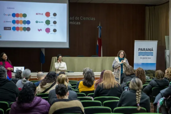 Diseña Paraná continúa fortaleciendo el ecosistema emprendedor local con nuevas capacitaciones