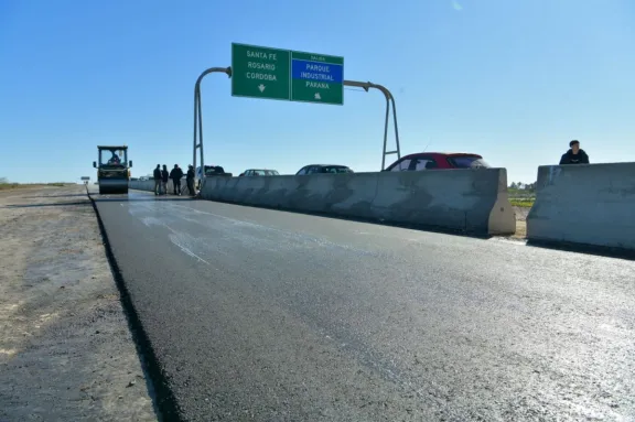 La obra de la nueva Avenida Urbana avanza en el sureste de la ciudad de Paraná