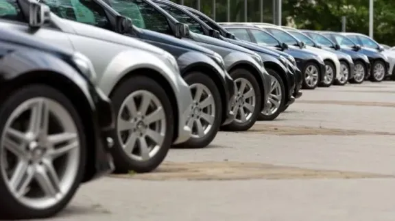 Las ventas de autos 0km frenaron su recuperación: los patentamientos cayeron hasta 30% en junio