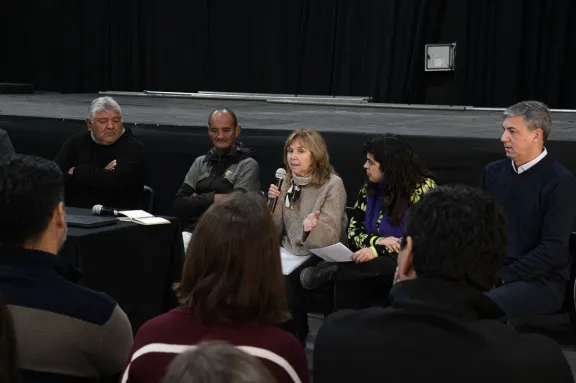 Paraná: Estado, universidades y organizaciones construyen una agenda común para la gestión de residuos