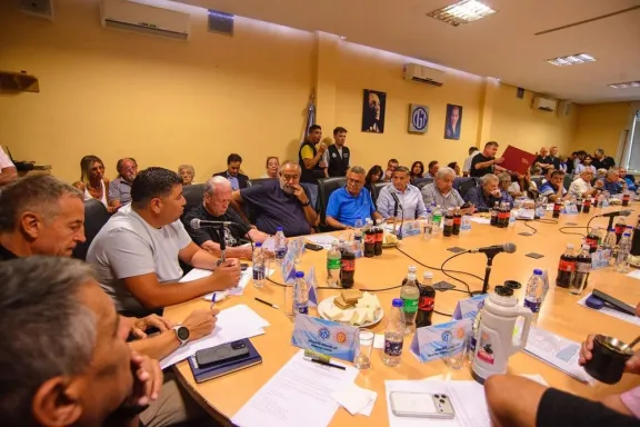 La CGT discutirá el reinicio de las protestas contra Milei