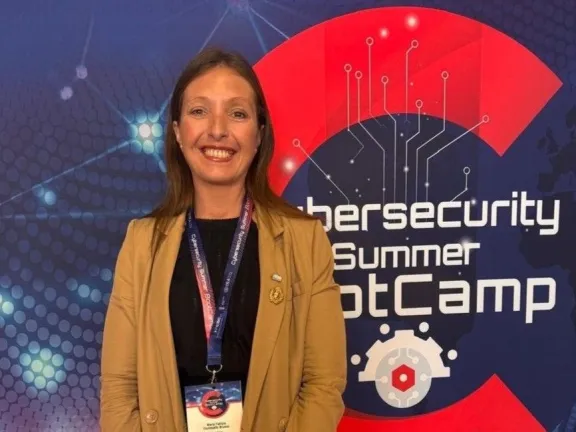 Viceintendenta de Chajarí participa de un programa de formación en ciberseguridad en España