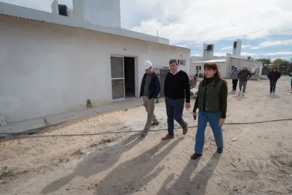 Supervisaron el avance de obras habitacionales en el norte entrerriano